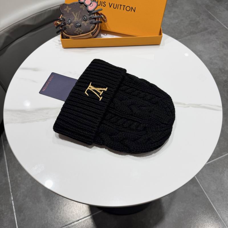 LV Hat (2574)