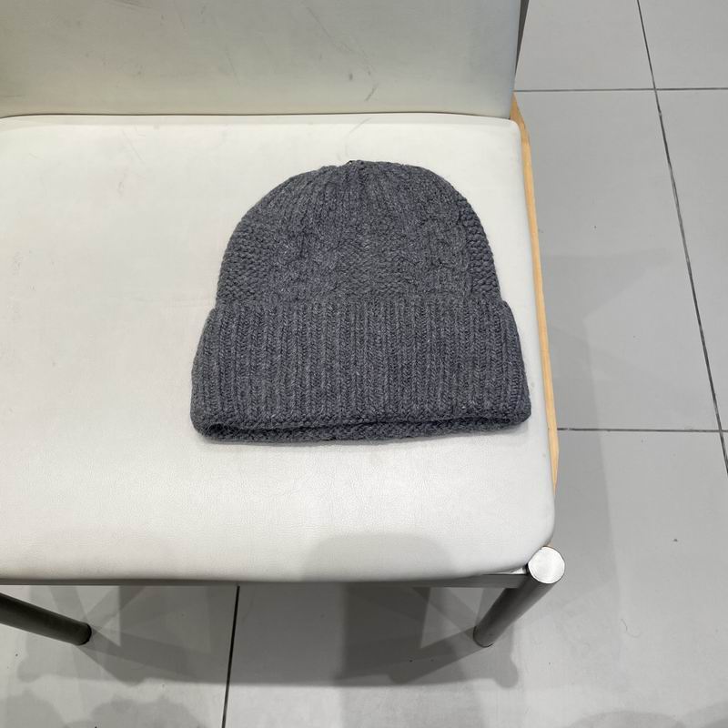 LV Hat (2745)