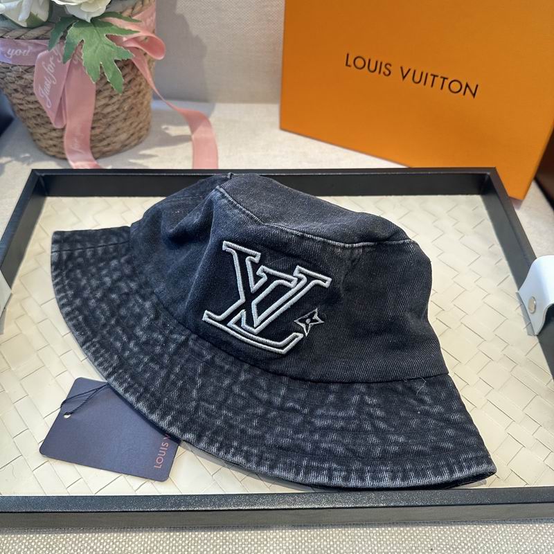 LV Hat (325)