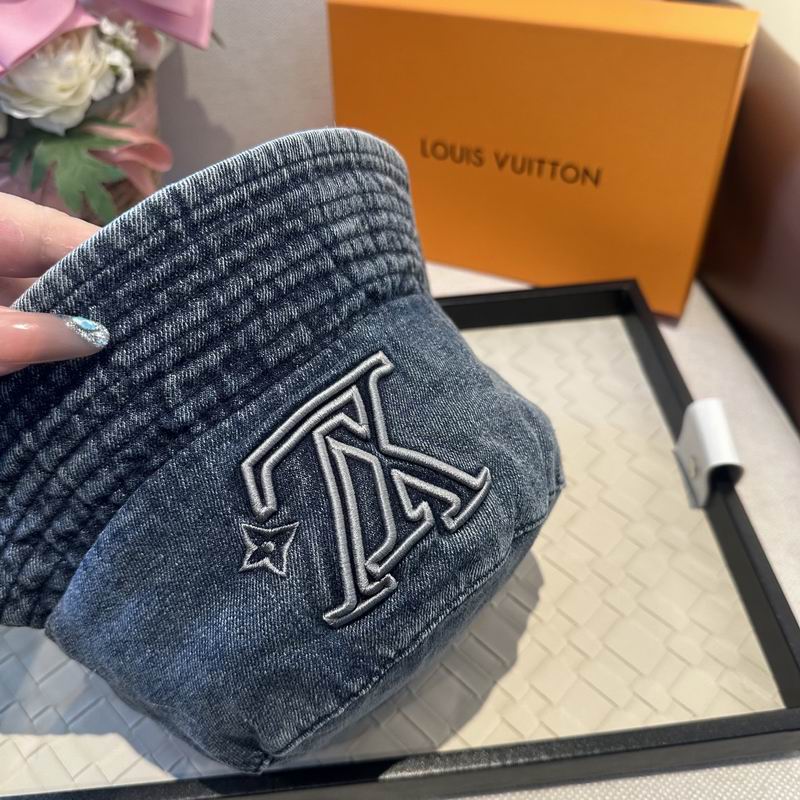 LV Hat (335)