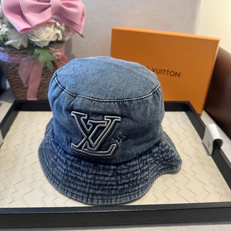 LV Hat (340)