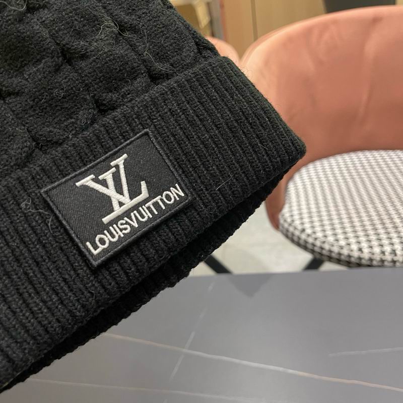 LV Hat (3985)