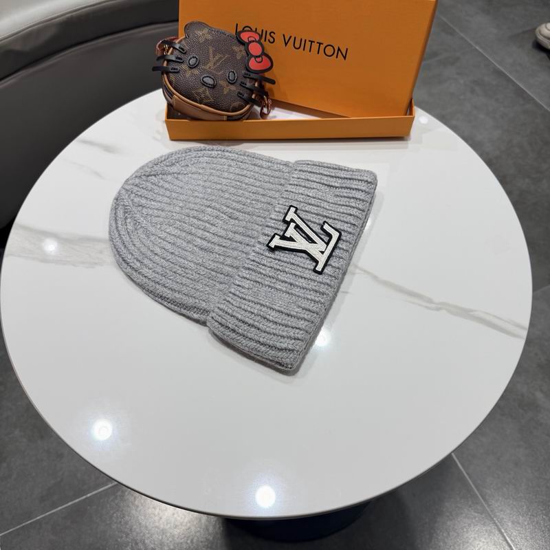 LV Hat (653)