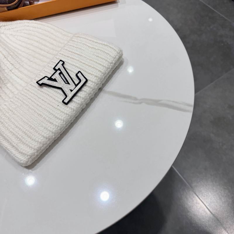 LV Hat (679)
