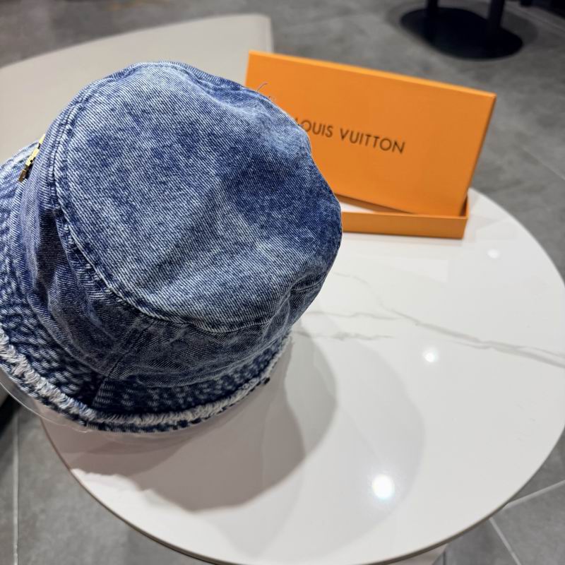 LV Hat (714)