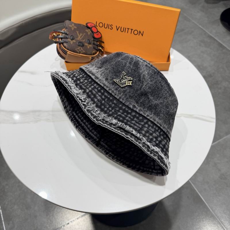 LV Hat (721)