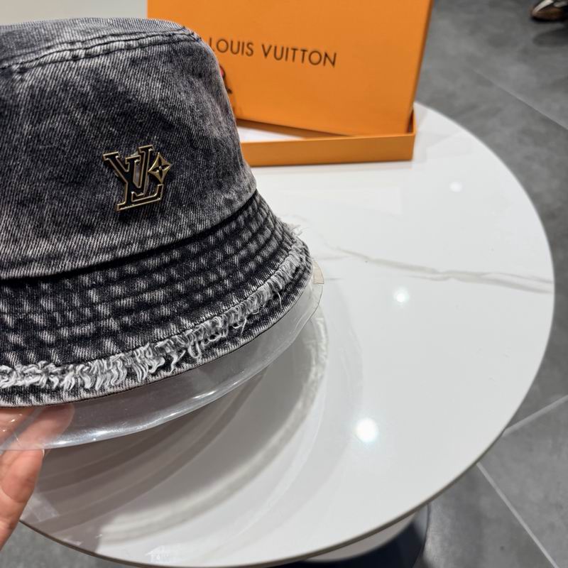 LV Hat (723)