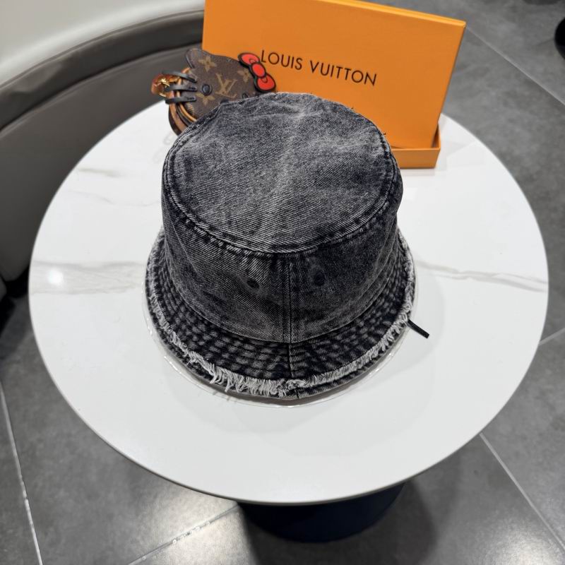 LV Hat (727)