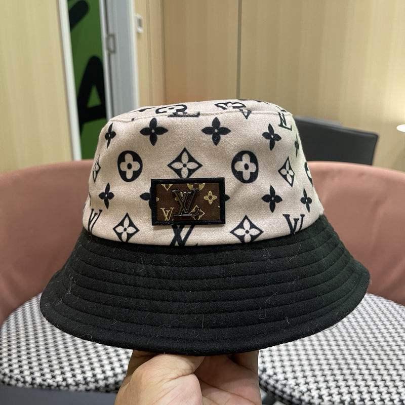 LV Hat (950)