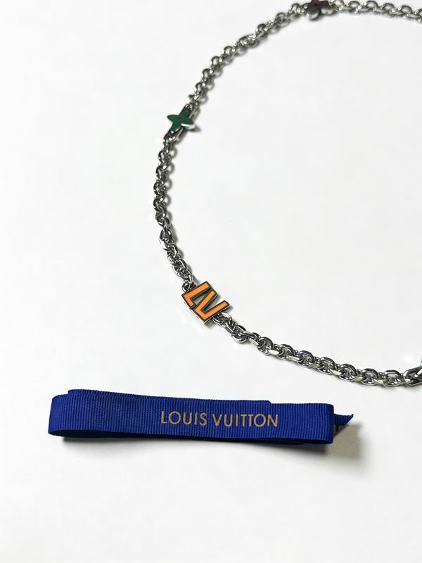 LV Necklace 01yxx257 (6)