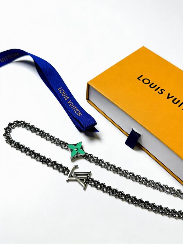 LV Necklace 01yxx263 (7)