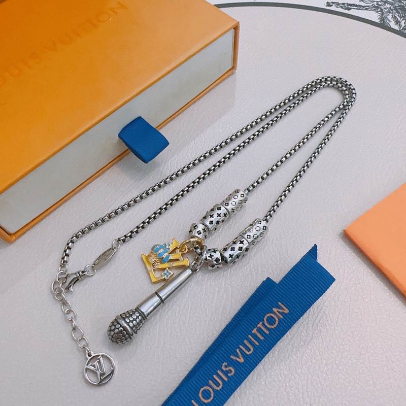 LV Necklace 01yxx266 (5)