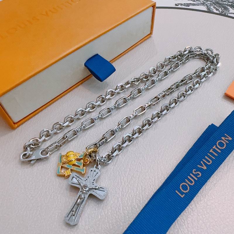 LV Necklace 01yxx267 (4)
