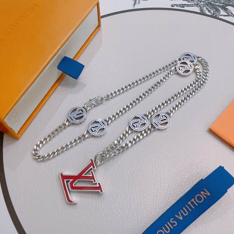 LV Necklace 01yxx269 (1)
