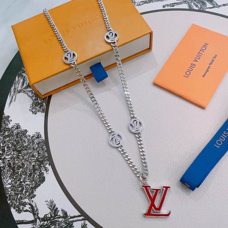 LV Necklace 01yxx269 (4)