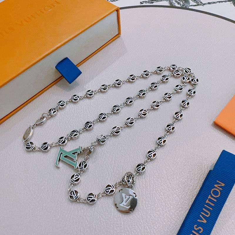 LV Necklace 01yxx271 (5)