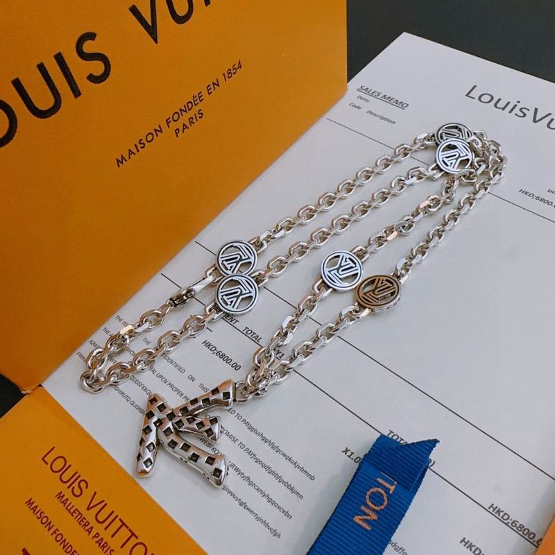 LV Necklace 01yxx272 (5)
