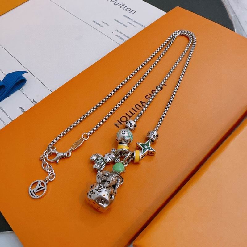 LV Necklace 01yxx273 (5)