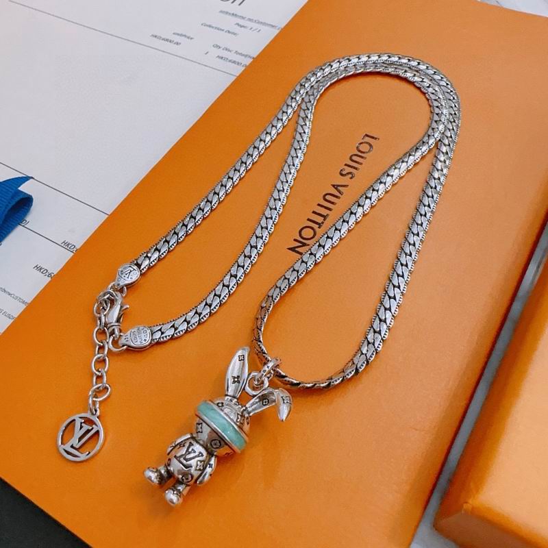 LV Necklace 01yxx274 (2)