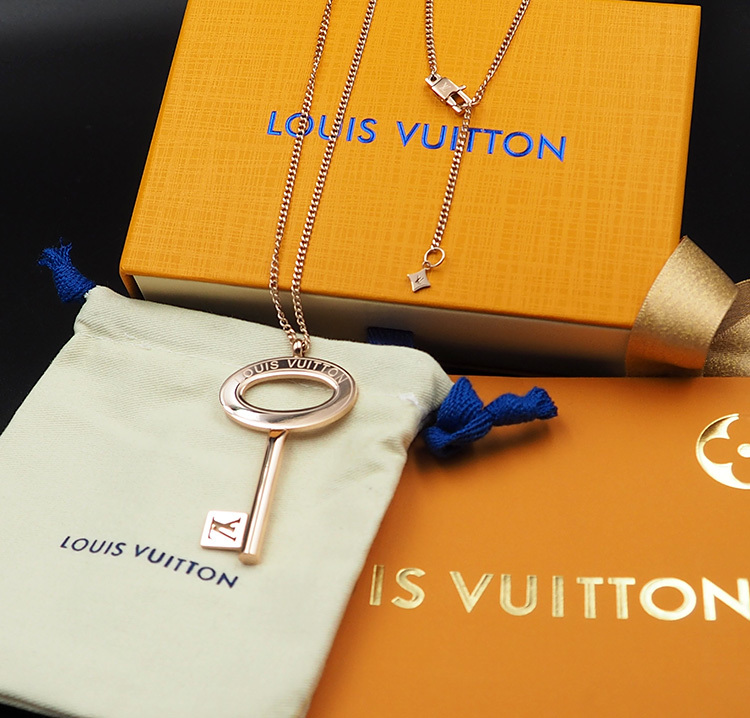 LV Necklace 01yxx278 (8)