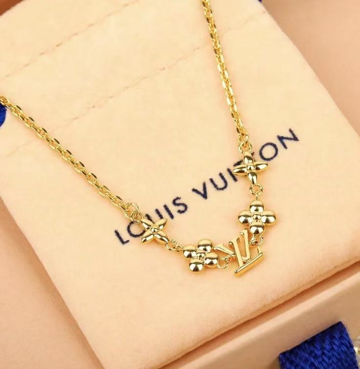 LV Necklace 01yxx290 (2)