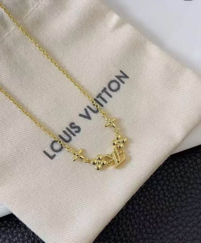 LV Necklace 01yxx290 (5)