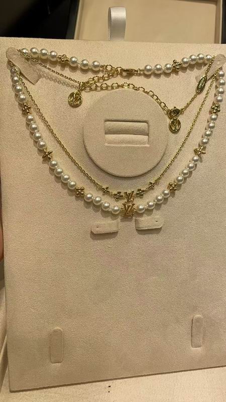 LV Necklace 01yxx290 (6)