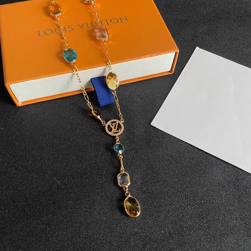 LV Necklace 01yxx296 (1)