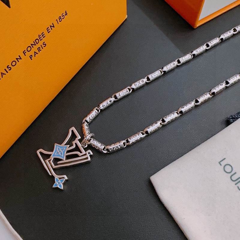 LV Necklace 01yxx301 (5)