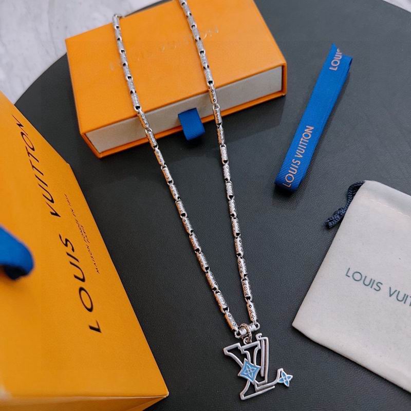 LV Necklace 01yxx301 (6)