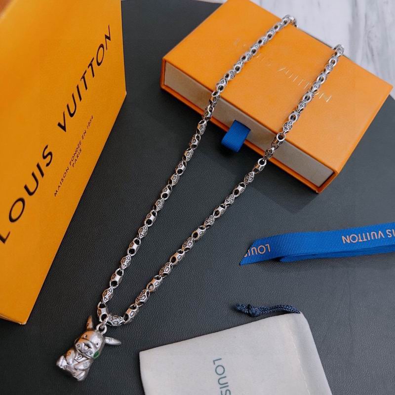 LV Necklace 01yxx302 (2)