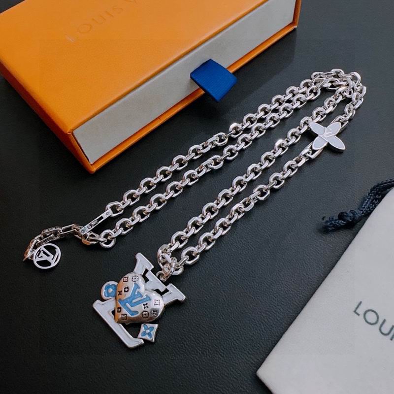 LV Necklace 01yxx307 (1)