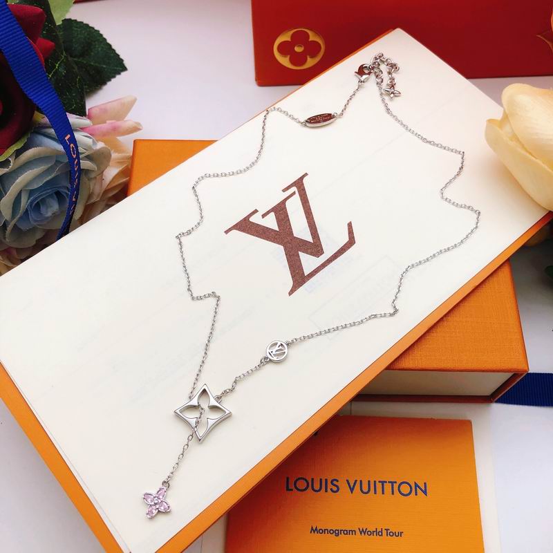 LV Necklace 01yxx309 (8)