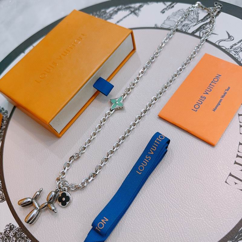 LV Necklace 11yxx02 (2)