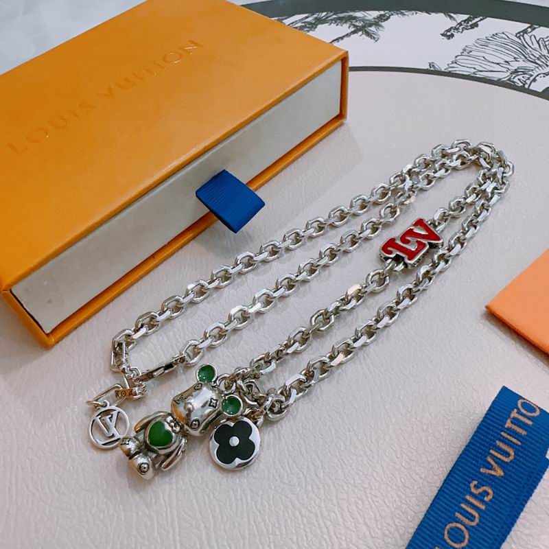 LV Necklace 11yxx03 (4)