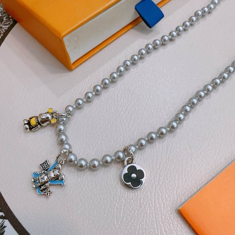LV Necklace 11yxx07 (4)