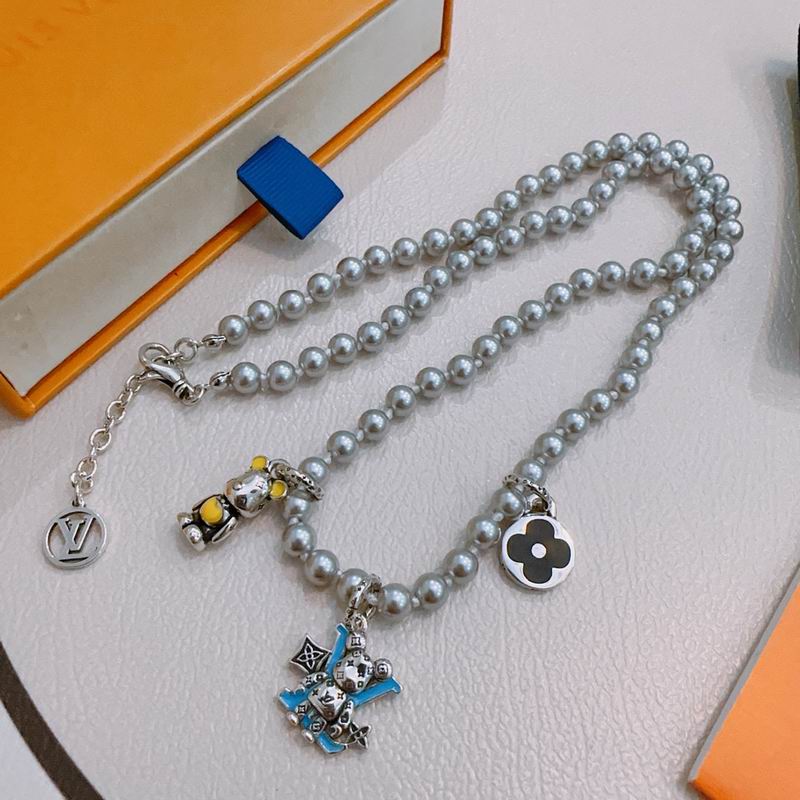 LV Necklace 11yxx07 (6)