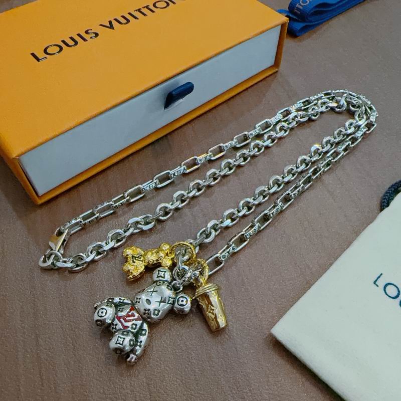 LV Necklace 11yxx101 (5)