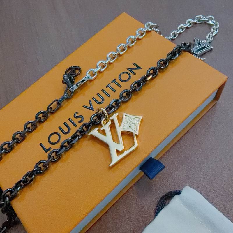LV Necklace 11yxx102 (6)