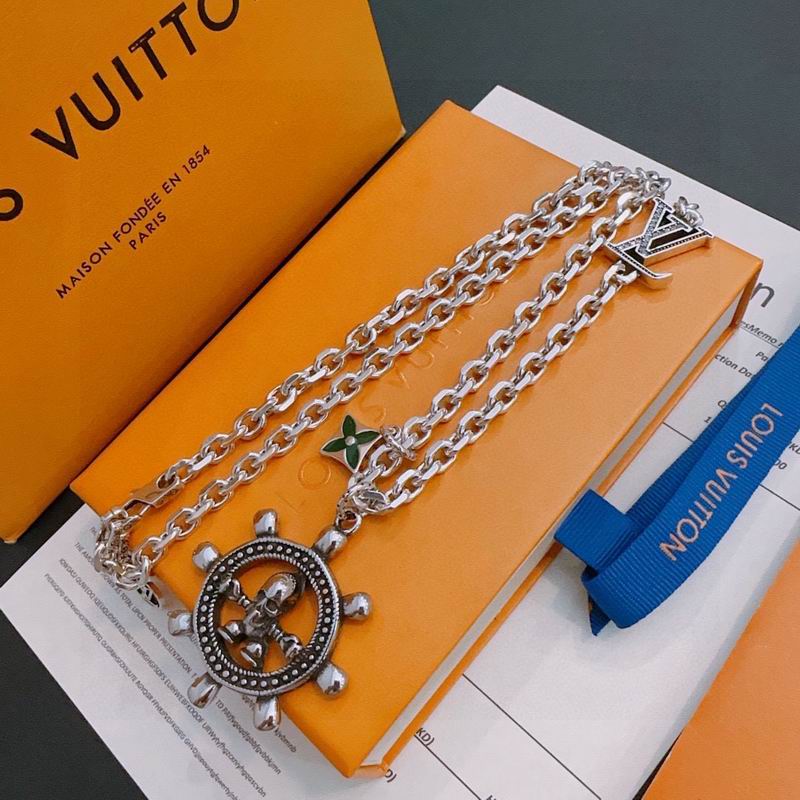 LV Necklace 11yxx106 (3)
