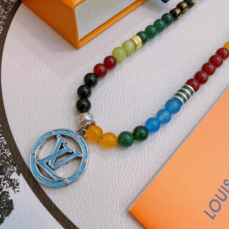 LV Necklace 11yxx114 (4)