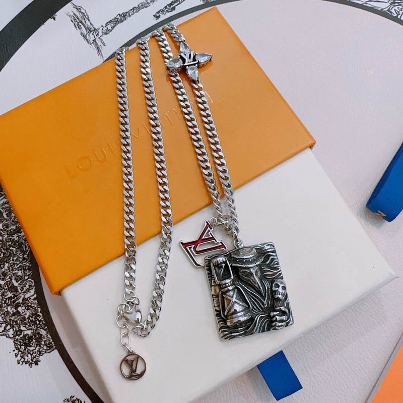 LV Necklace 11yxx117 (2)