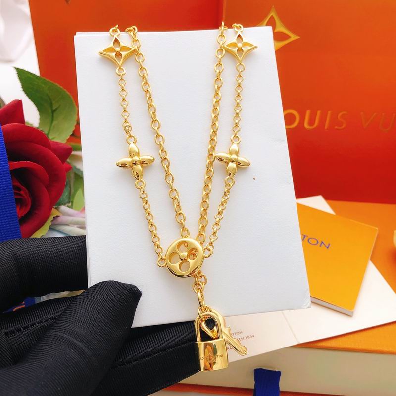 LV Necklace 11yxx121 (6)