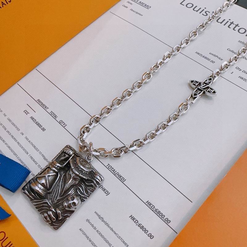LV Necklace 11yxx130 (3)