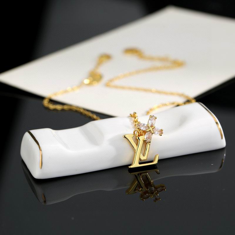 LV Necklace 11yxx131 (2)