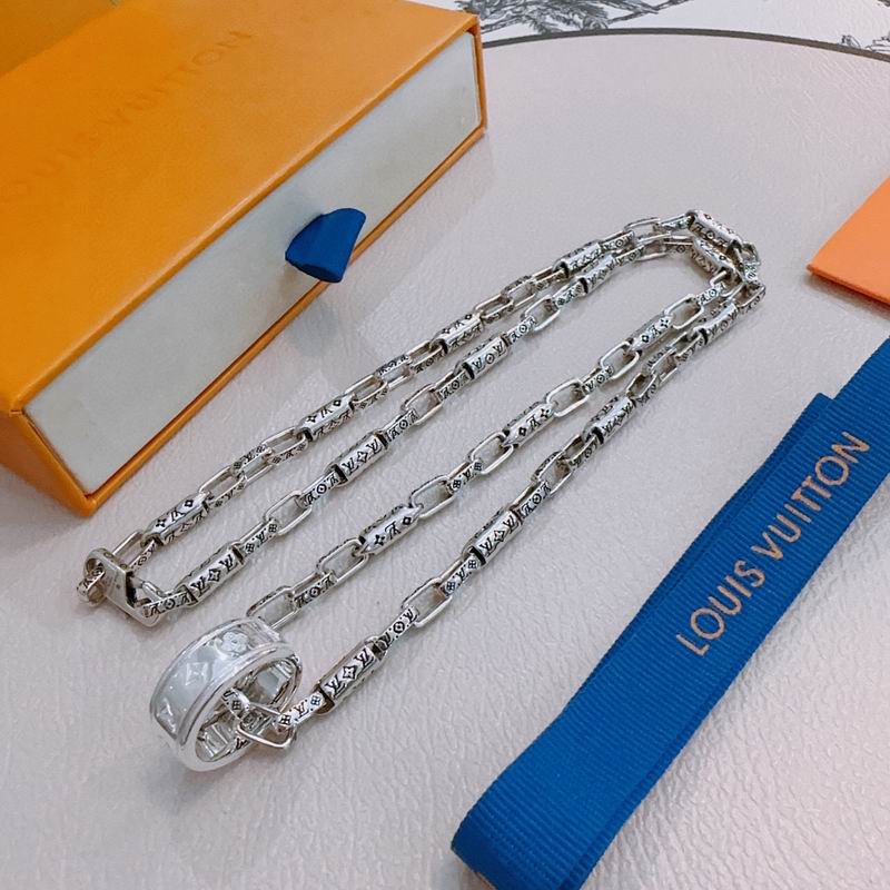 LV Necklace 11yxx133 (4)