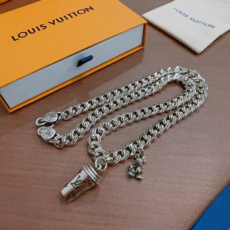 LV Necklace 11yxx137 (3)