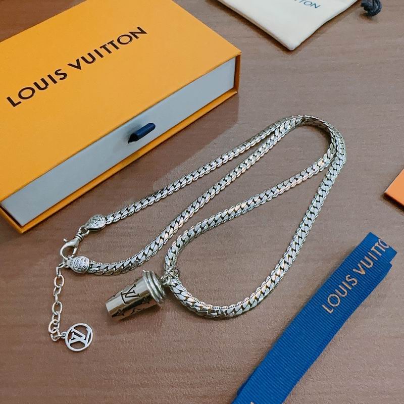 LV Necklace 11yxx139 (3)