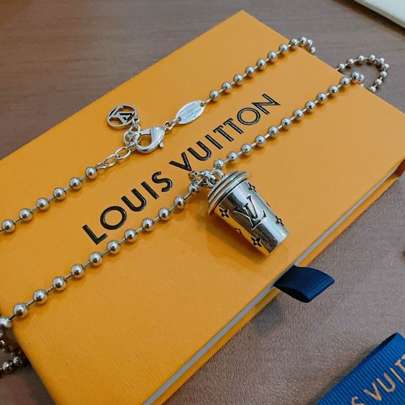 LV Necklace 11yxx140 (6)
