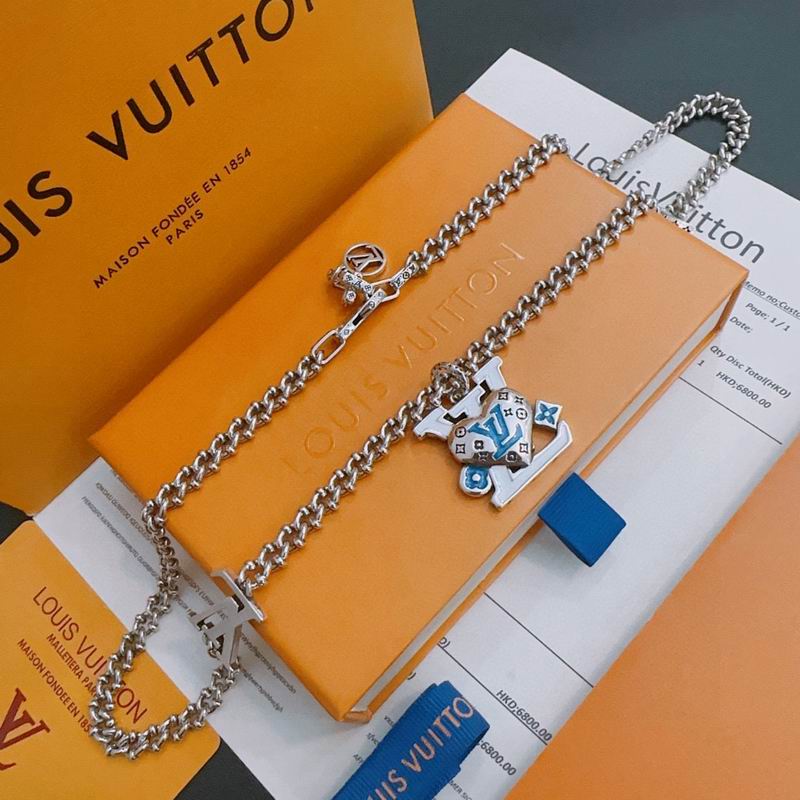 LV Necklace 11yxx142 (4)